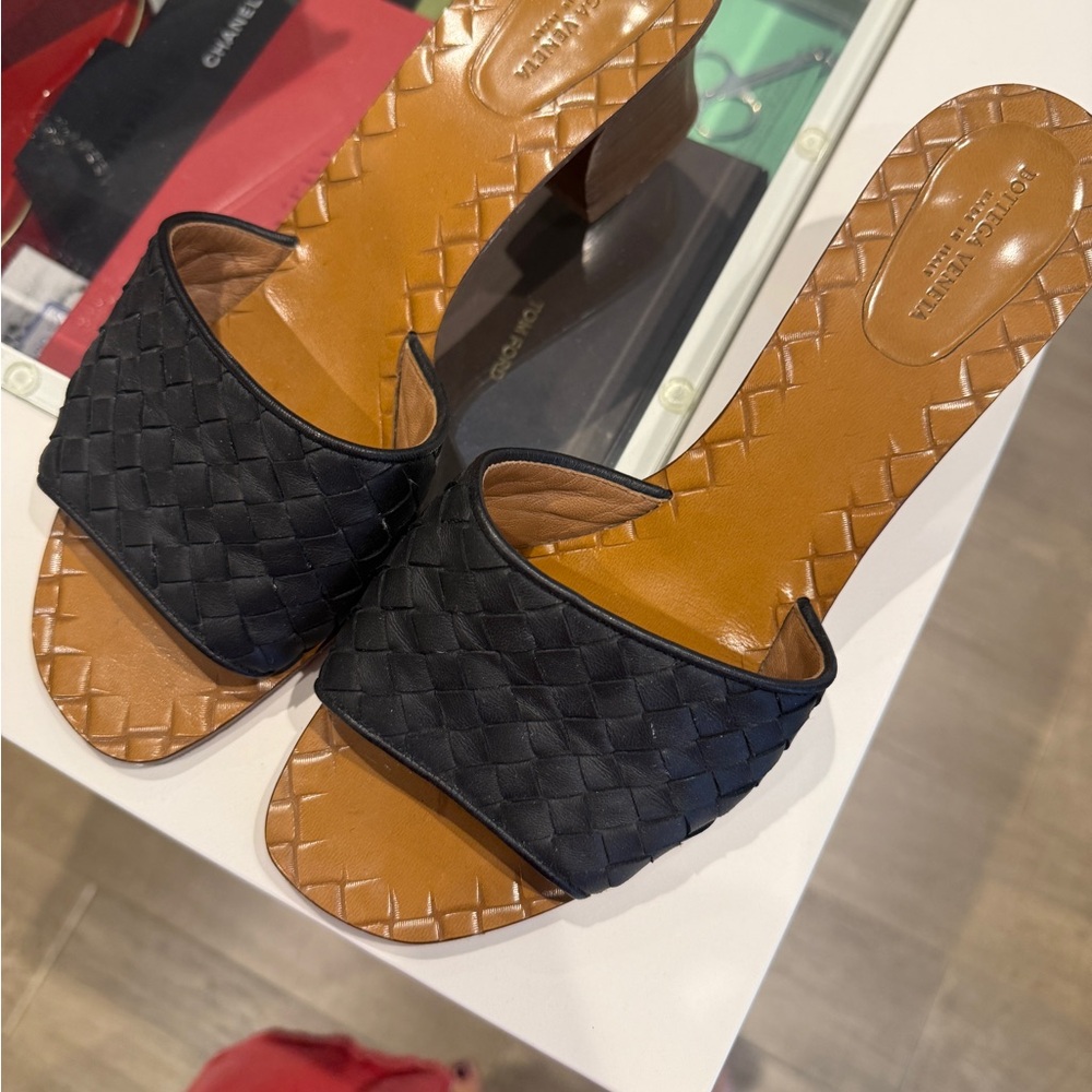 Bottega Veneta Black and Tan Woven Mules